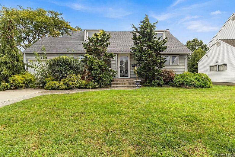 2075 Alan Drive