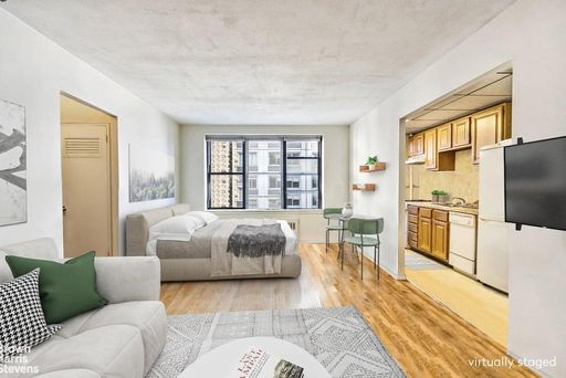 Image 1 of 7 for 208 East 70th Street #6B in Manhattan, New York, NY, 10021