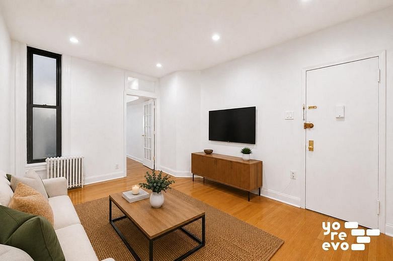 208 East 90th Street #4W