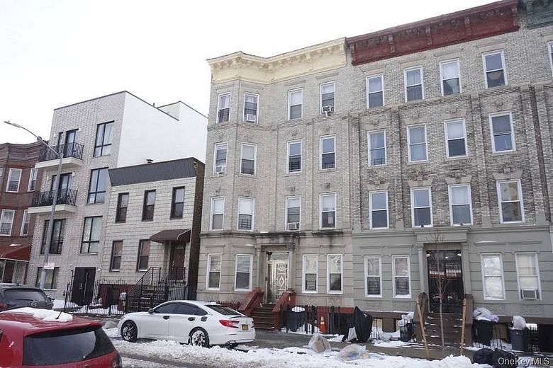 208 Sumpter Street