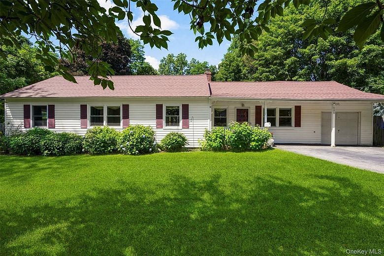 208 Woodhampton Drive