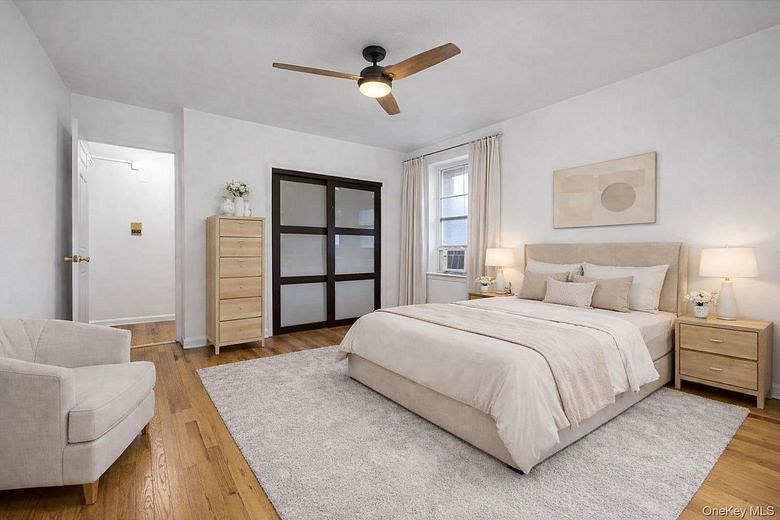 2080 Barnes Avenue #4E