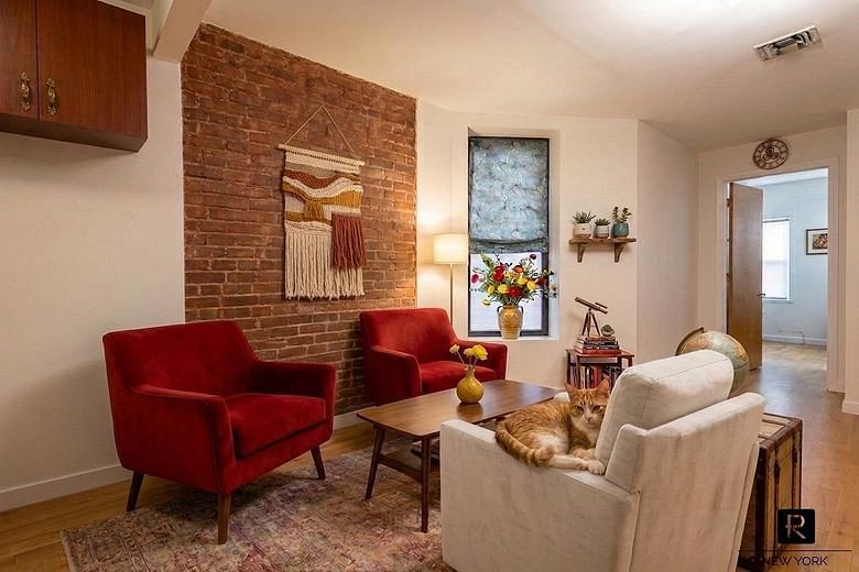 2082 Frederick Douglass Boulevard #4B