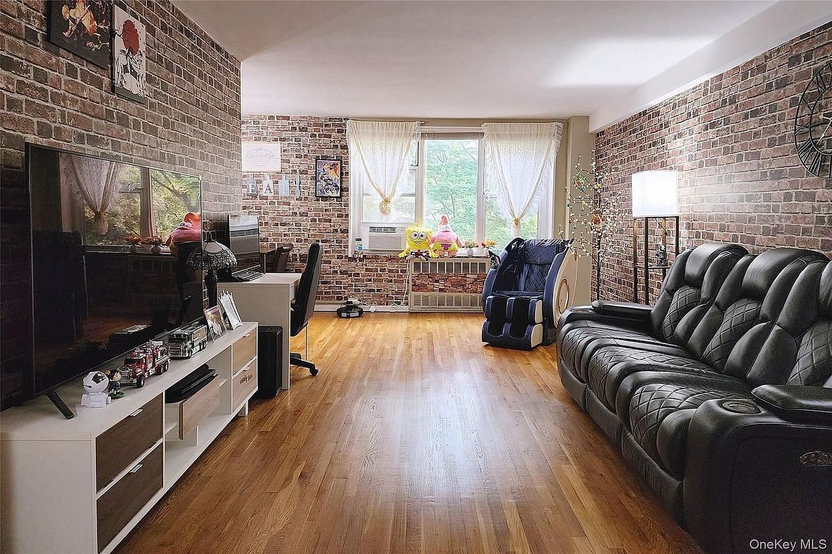 Image 1 of 29 for 209-20 18th Ave #5E in Queens, New York, NY, 11360