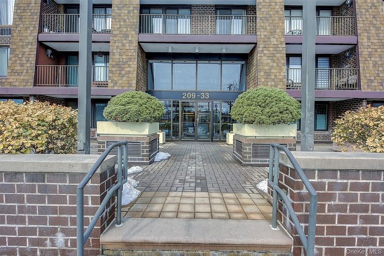 209-33 26th Avenue #TJ