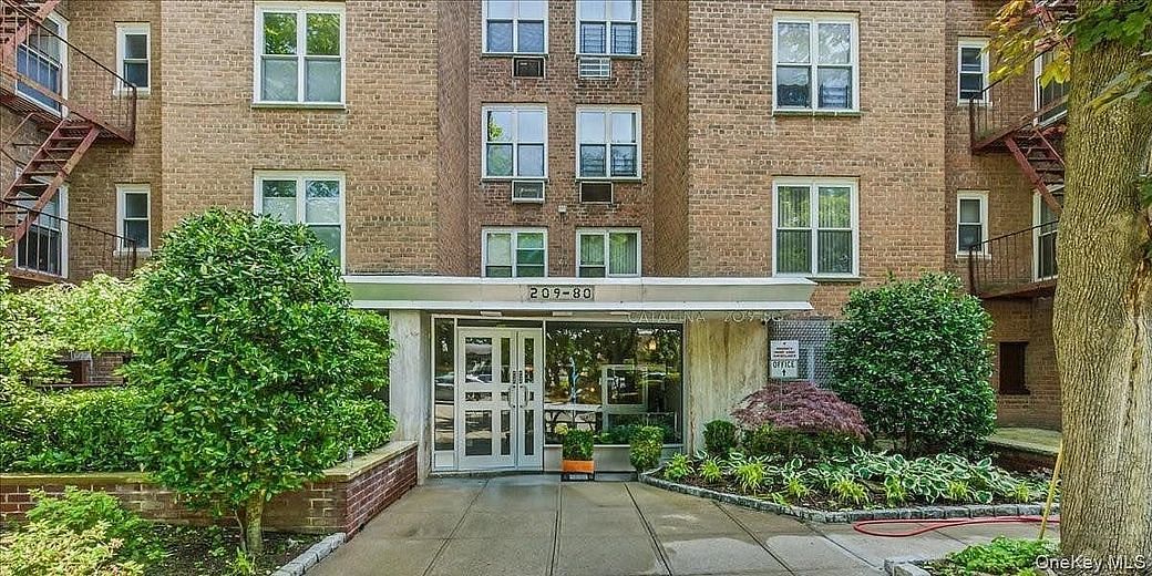 209-80 18 Avenue #4D