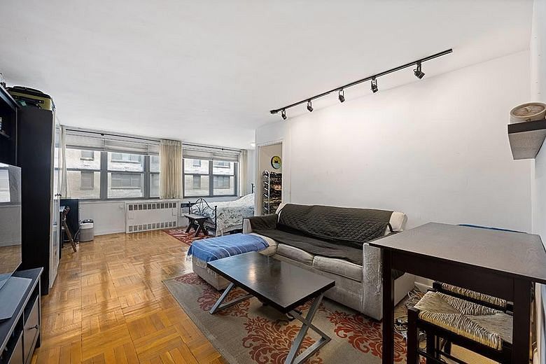 209 East 56th Street #7K