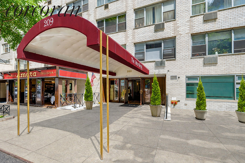 209 East 56th Street #9E