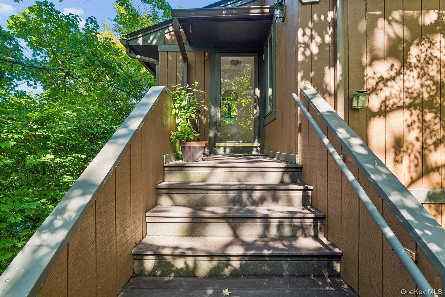 209 Martling Avenue