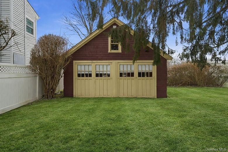 2097 Washington Avenue