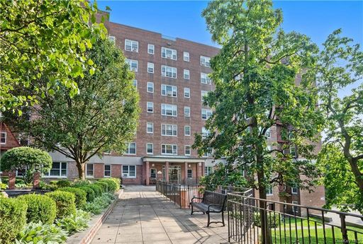 Image 1 of 23 for 280 Collins Avenue #5D in Westchester, Mount Vernon, NY, 10552