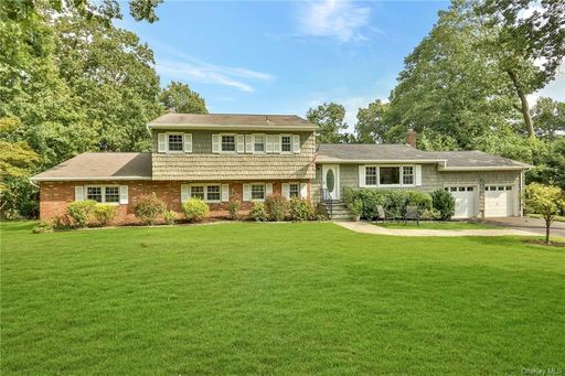 Image 1 of 36 for 21 Westerly Lane S in Westchester, Thornwood, NY, 10594