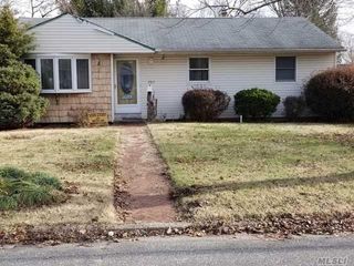 Image 1 of 10 for 2817 Eagle Ave in Long Island, Medford, NY, 11763
