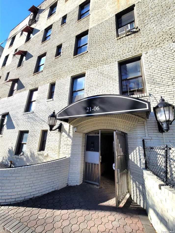 Image 1 of 35 for 21-06 35th Street #5H in Queens, Astoria, NY, 11105