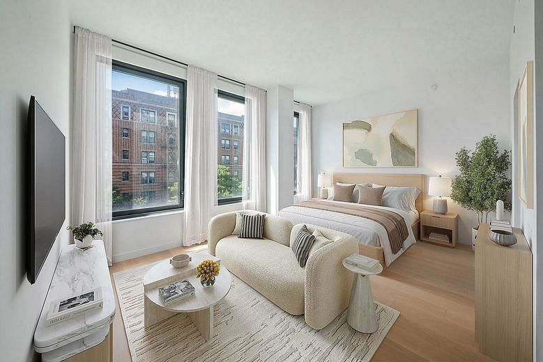 21-21 31st Street #3H