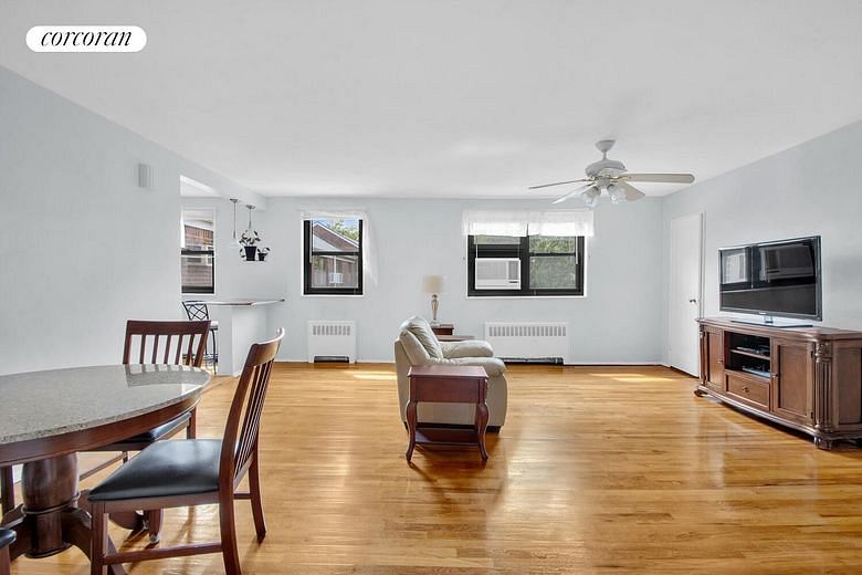 21-29 Utopia Parkway #UPSTAIRS