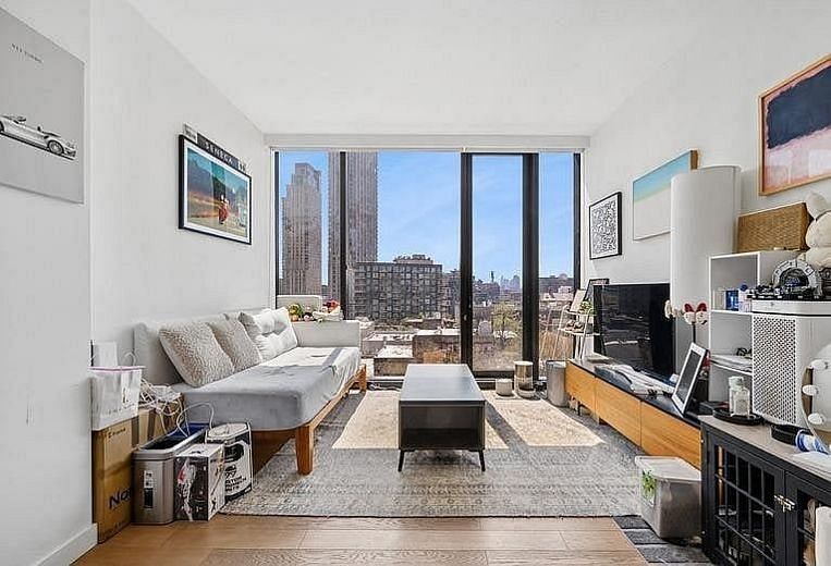 21-30 44th Drive #PHF