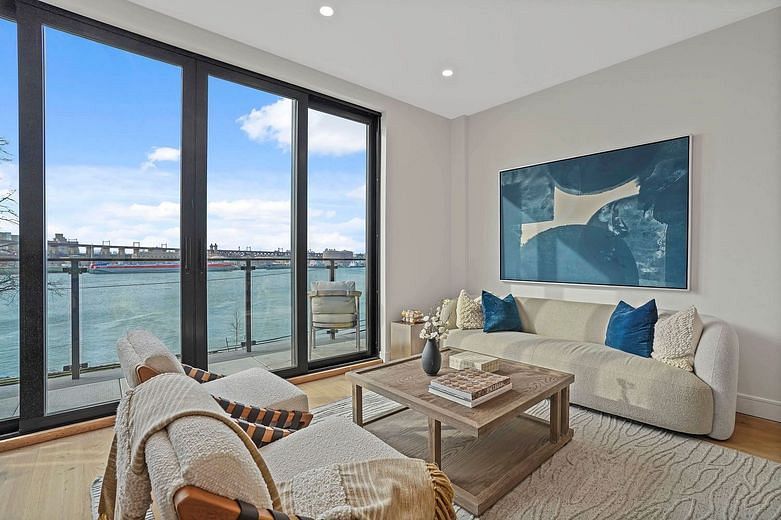 21-31 Shore Boulevard #3B