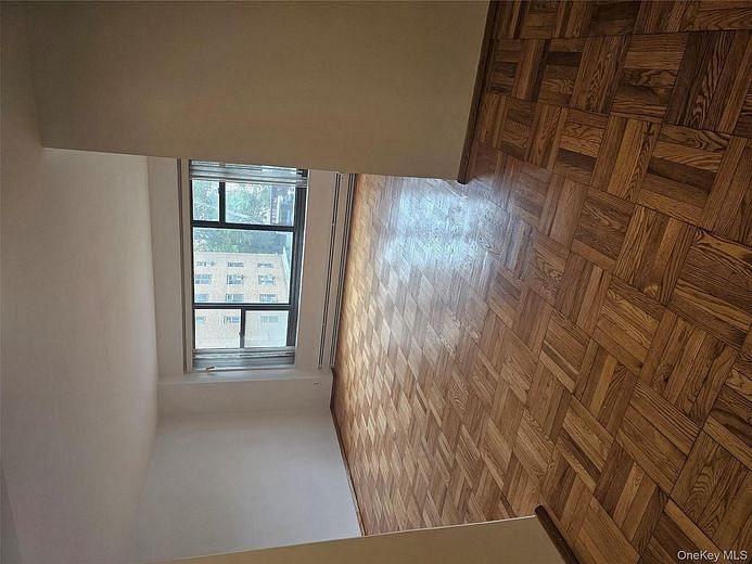 21-85 34th Ave Avenue #3B