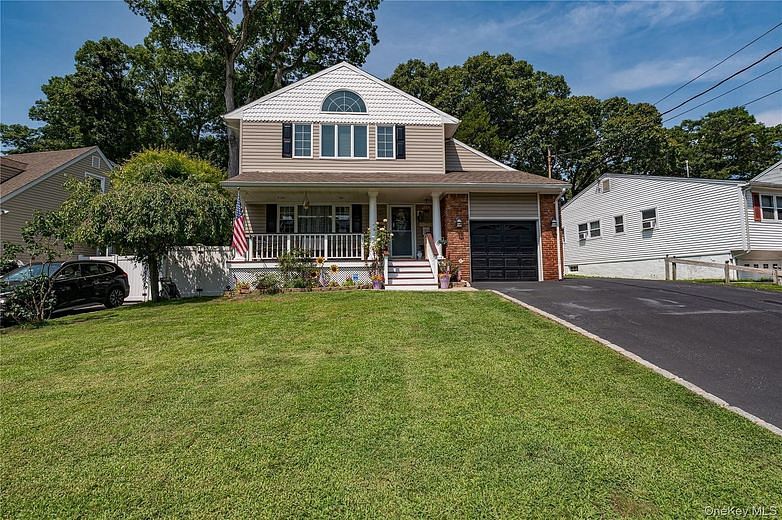 21 Circle Drive