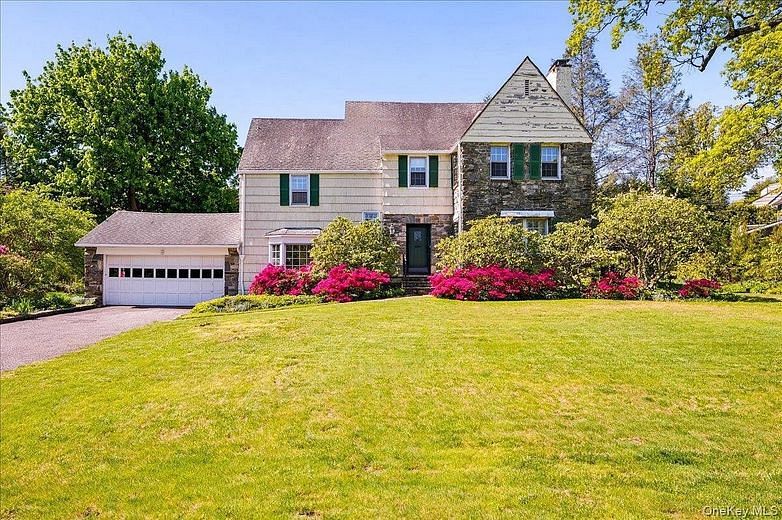 21 Country Club Lane