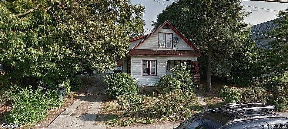 21 E Clinton Avenue
