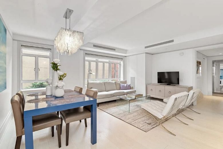 21 East 61st Street #4F