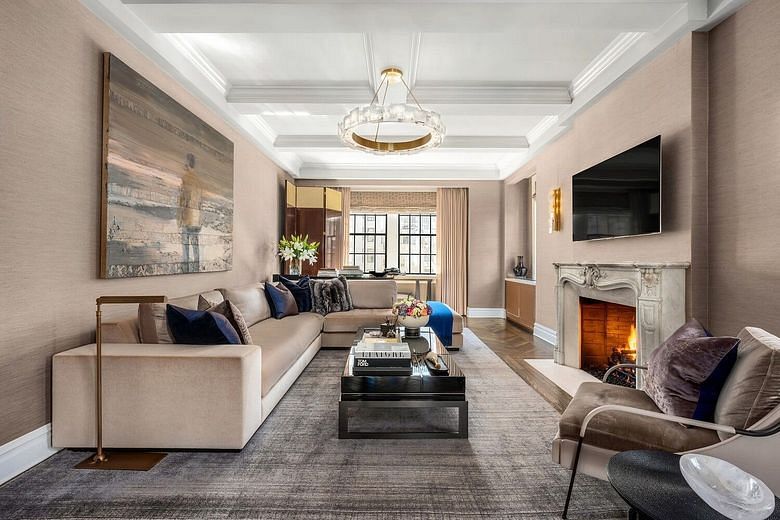 21 East 66th Street #8W