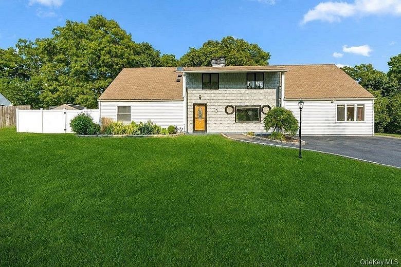 21 Hackberry Lane