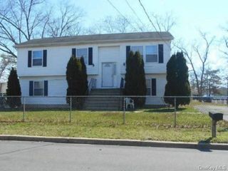 Image 1 of 1 for 21 Jackson Street in Long Island, Wyandanch, NY, 11798