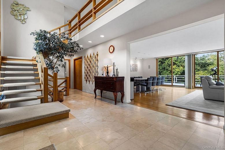 21 Kings Grant Way