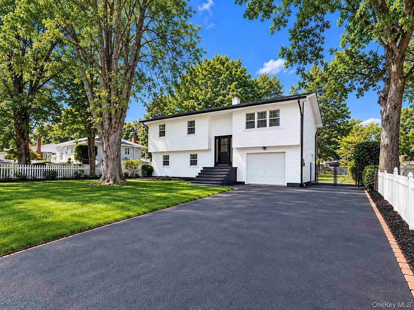 21 Lama Drive