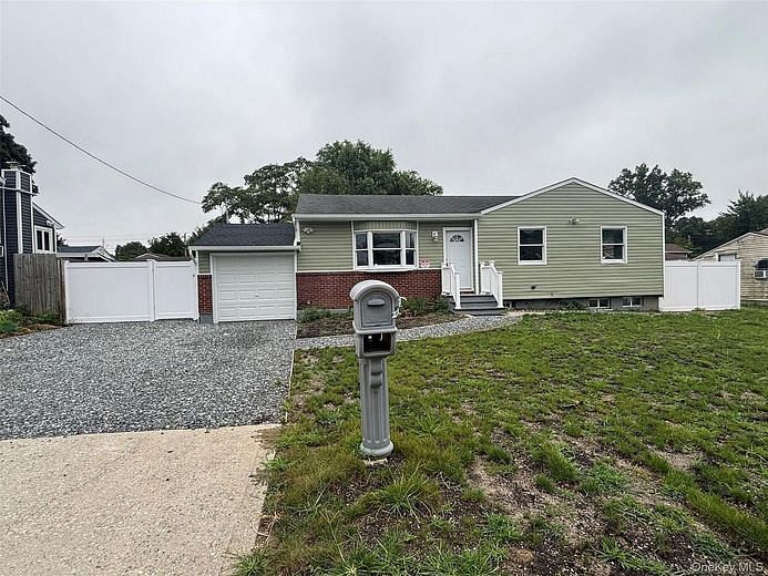 21 Pinetop Drive