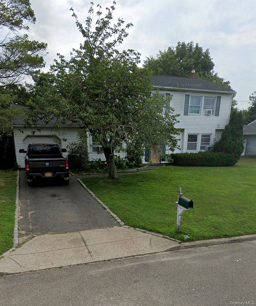 21 Rustic Avenue
