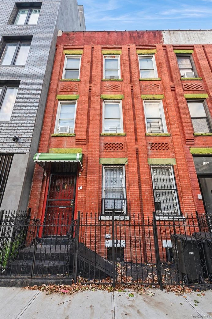 21 Somers Street