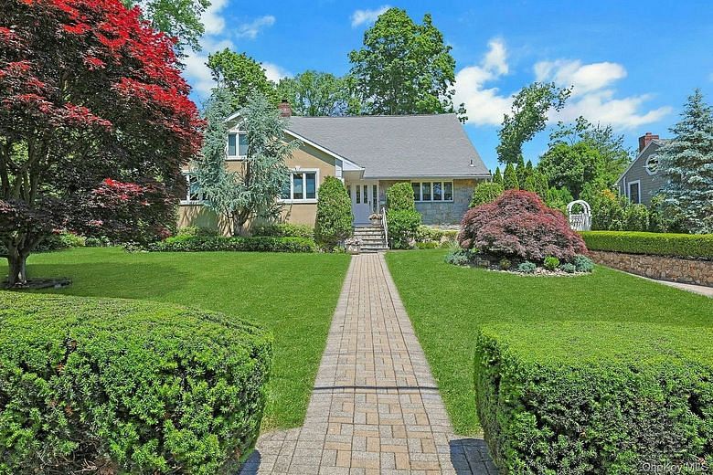 21 Soundview Drive