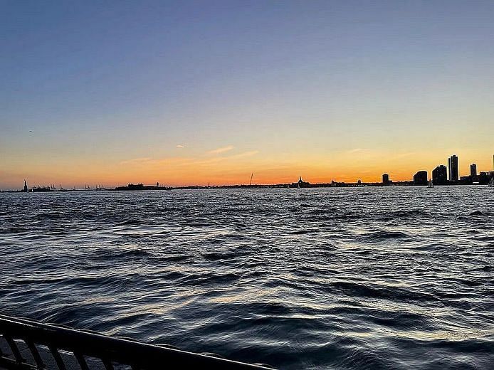 21 South End Avenue #207