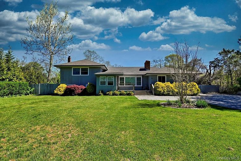 21 Sunset Avenue