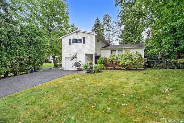 21 Tanglewood Road