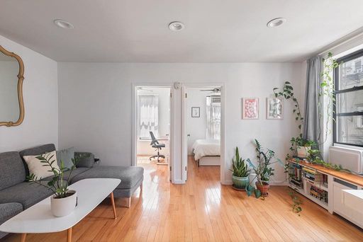 210-214  Thompson Street #8