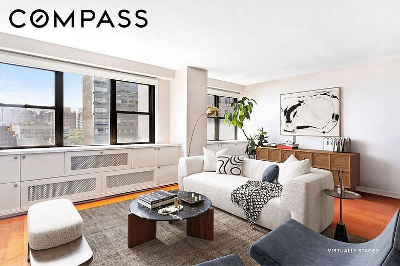210 East 15th Street #10HJK
