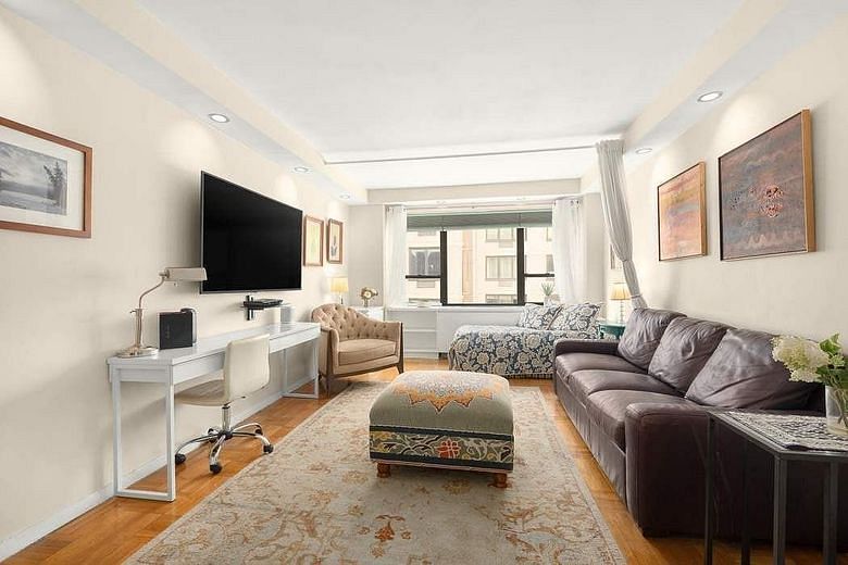 210 East 47th Street #9J