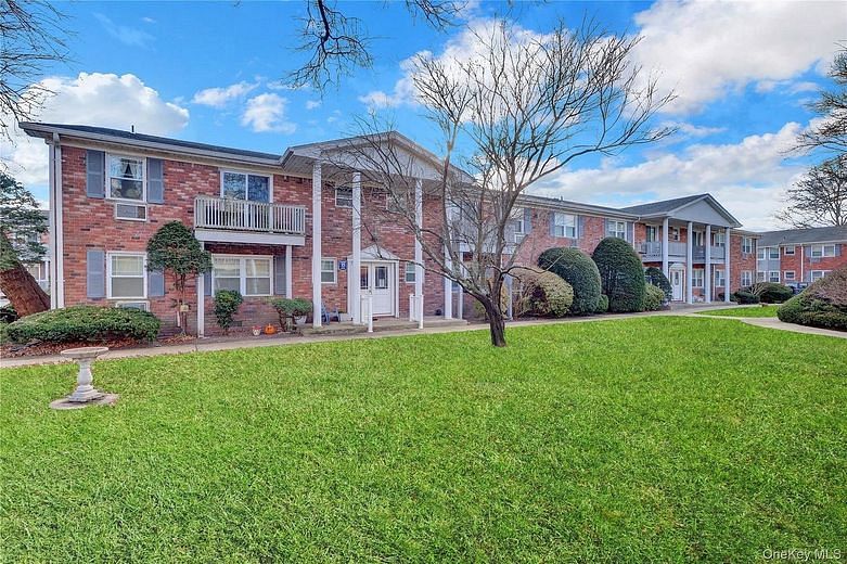 210 Fairharbor Drive #210