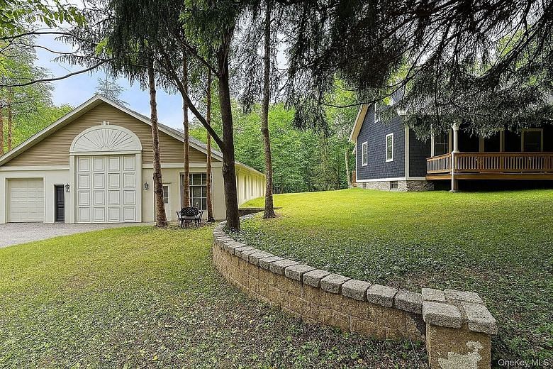 210 Seven Bridges Road #A