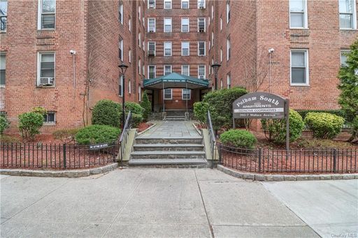 Image 1 of 18 for 2105 Wallace Avenue #4A in Bronx, NY, 10462