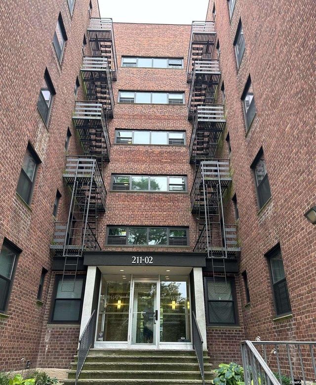 Image 1 of 18 for 211-02 75th Avenue #2L in Queens, Oakland Gardens, NY, 11364