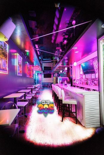 211-57 Jamaica Avenue