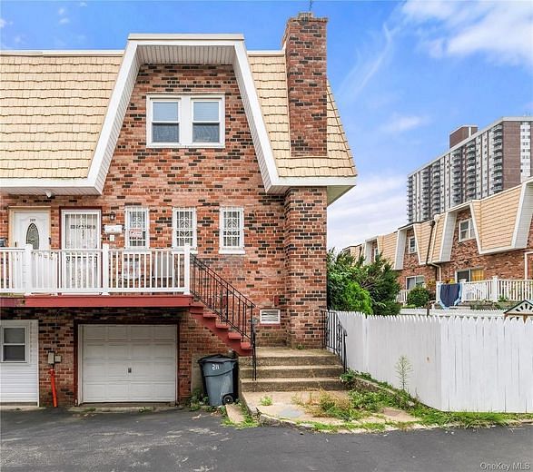 211 Beach 16th Street