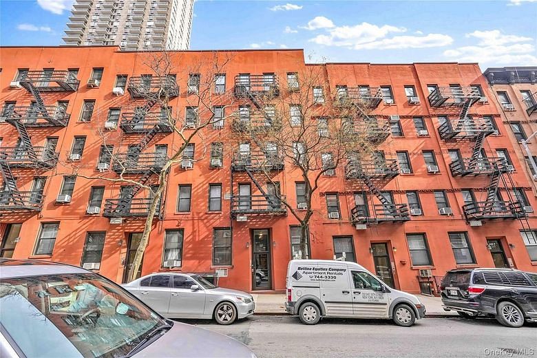 211 E 88 Street #2A