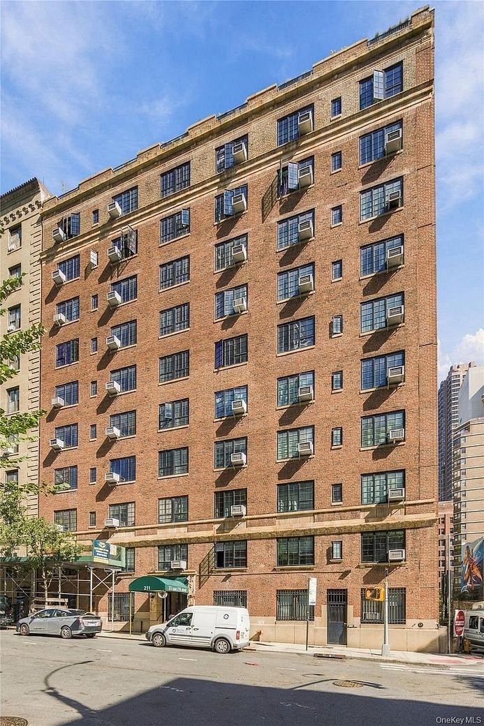 211 East 35th Street #4B